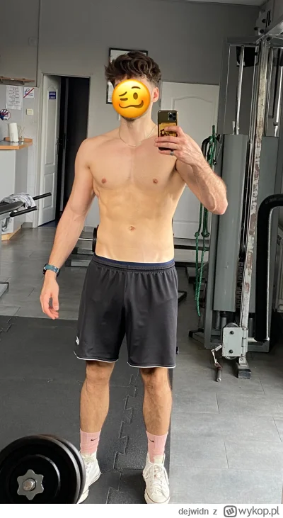 dejwidn - Chyba jako tako ( ͡~ ͜ʖ ͡°)
188-190, ~88kg
#mikrokoksy #pokazforme