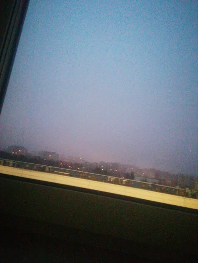 spierdotripownik - Dzień dobry, właśnie się przebudziłem i jem mandarynke już.
Spałem...