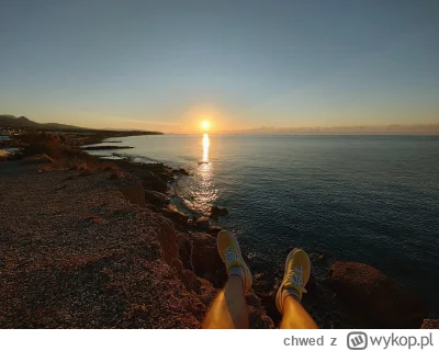 chwed - 65 014,63 - 4,52 = 65 010,11

Bieganie przy wschodzie słońca po klifach wzdłu...