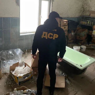 kantek007 - #ukraina 
W obwodzie tarnopolskim zamknięto podziemną fabrykę alkoholu, k...