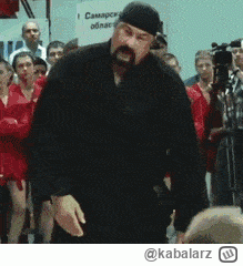 kabalarz - @WLADCA_MALP: 
 Steven Seagal tak bardzo zachwycił się filmem, że dążył do...