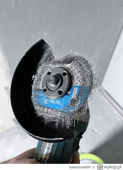 tomaszek00 - Ja p------e, wyrwalo mi flexa z reki. Tarcza z #castorama byla cieta szy...
