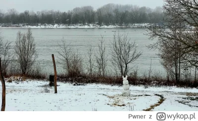 Pwner - Uwaga wykonałem piękny pomnik w postaci bałbana. Dałem z siebie 12%
#zima #wa...