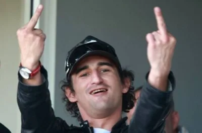 szprycczops - @michalglus: Robert Kocica pozdrawiający Igę