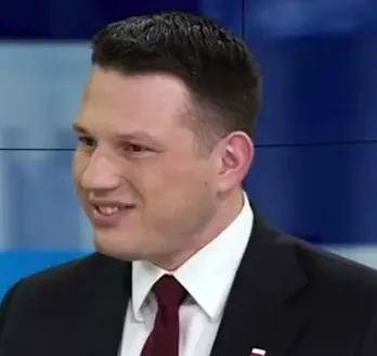 Wojciech_Skupien - Kandydat elity wykopków xD 
Prawie tam laske pociągnął PiSowi w TV...