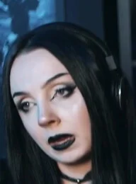 Vezz - #kiszak 

Wy sobie spójrzcie na pato gotke i sie zastanówcie dlaczego rumun wo...