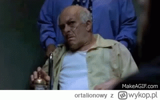 ortalionowy - @Hexenbrenner:
Jak Pato się teraz komunikuje ze światem?