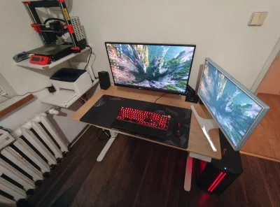 KonwersatorZabytkow - Stanowisko typu komputerowego
#komputery #komputer #pc #pcmaste...