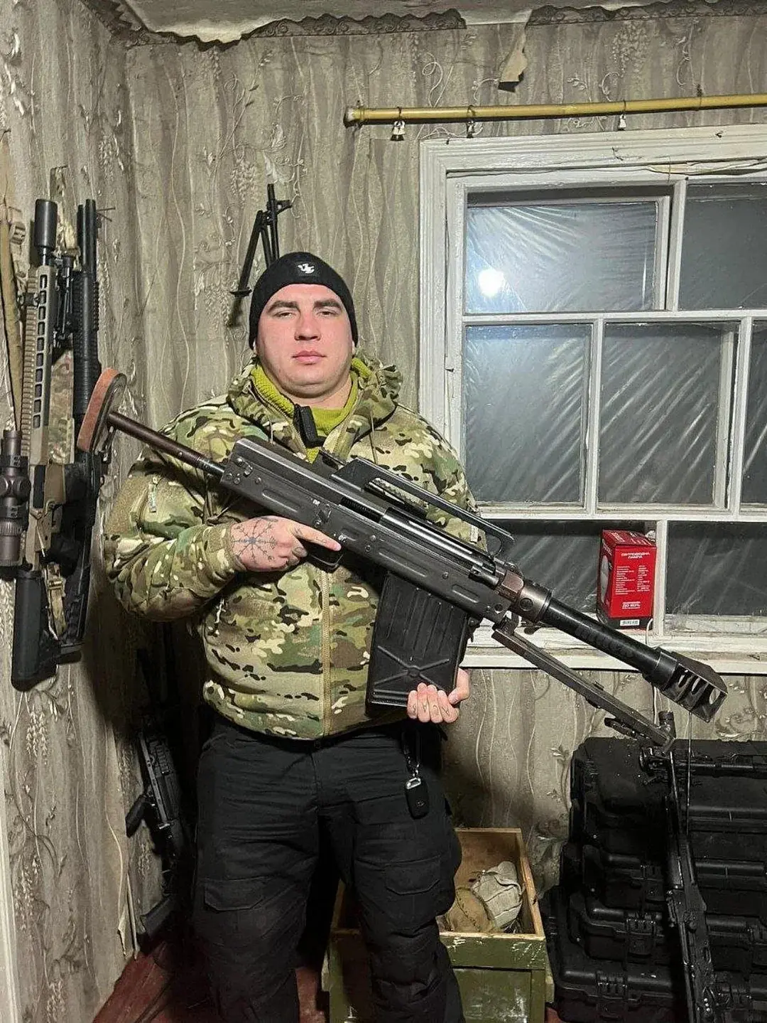 wfyokyga - D------e kopyto wariacie zwariowany a raczej granatnik