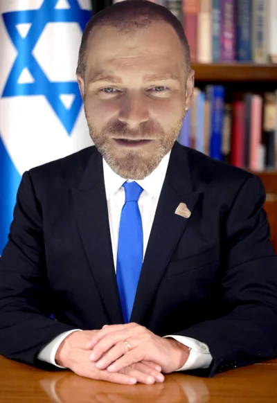 Formbi - W sumie zamiast dawać skuciatego do paki, można by go deportować do Isnotrea...