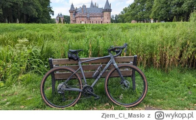 ZjemCiMaslo - Holandia Castle De Haar 
Skromne 50km w sporym wietrze