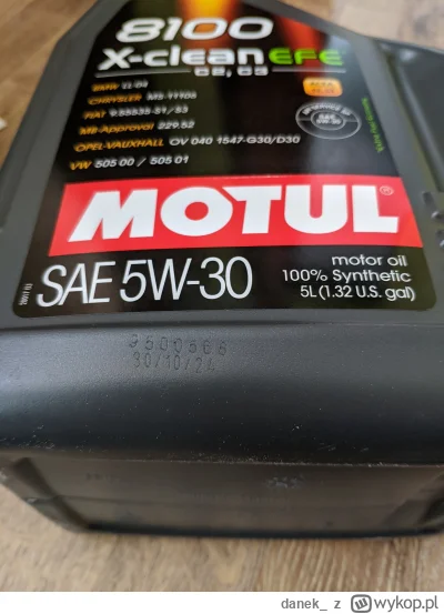 danek_ - Panowie taka rozkmina to oryginalne oleje? Na jednej bańce data i seria jest...