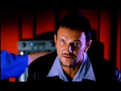 talarzon - @ZanZani: A czy ty myślisz, że to taka prosta sprawa wysiąść na plaży w Gd...