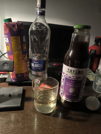 Zajszczanjec - Zmieniamy przepojke kurrrrwa. Badajcie poziom witaminy D3 ja nie mam c...