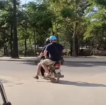 B1ES - #raportzpanstwasrodka Głupi i głupszy ( ͡° ͜ʖ ͡°)