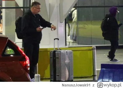 NanuszJowak91 - Marca.com "Czeslav Michnievic spotted on Barcelona airport" 
#mecz