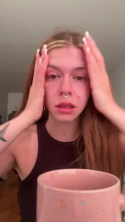 teoretyk_peklunku - Ehhh taka jakby urodziła się przegrywem to by się chyba na pępowi...