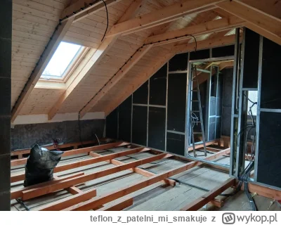 teflonzpatelnimismakuje - Progresik z remontu drewnianej rudery. Kable pradowe rozloz...