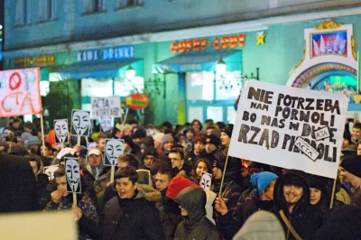 odomdaphne5113 - @SzpiegZKrainyDeszczowcow: A protesty ACTA pamiętasz? Pewnie nie... ...