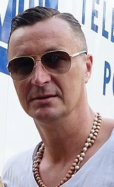 kinson - @thority: 
Ja pro-wadzę Chryslera...