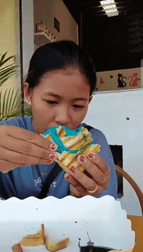 pelt - @Moczymorda77: smacznego! ( ͡~ ͜ʖ ͡°)