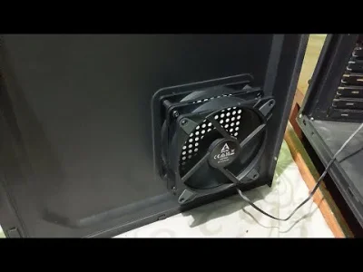 supra107 - >Coś buczy?
@senq87: Trochę tak jak na tym filmiku. Natura wszystkich wen...