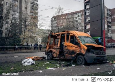 Trismus - Dzisiaj ruZZki dron spadł  prosto na pełną samochodów ulicę w mieście Sumy....
