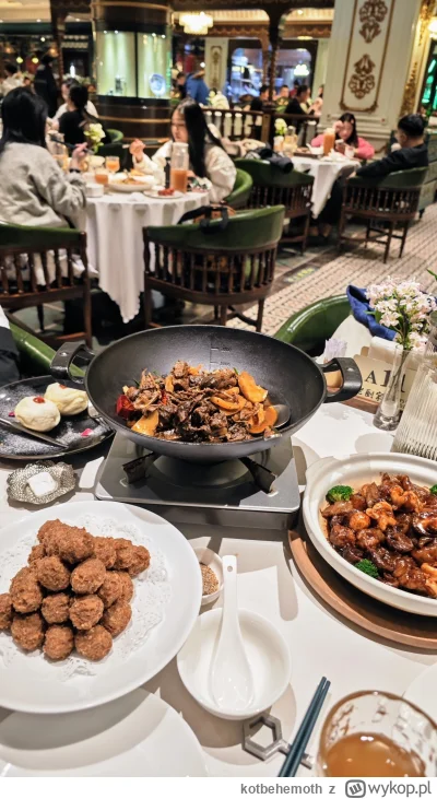 kotbehemoth - Jeśli myślicie że jedzenie w Chinach to tylko smażone robaki na ulicy t...