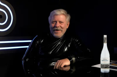 Tabasco666 - Niby się odciął, a ciągle mąci. Nie umie żyć bez tego. Jak słyszę to jeg...