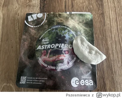 Pszesmiewca - @ZionOfel pakuje do japy.