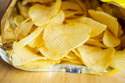 Ca_millo - W jaki sposób najbardziej lubicie jeść chipsy?
#przegryw #chipsy #ankieta