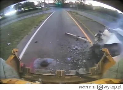 PiotrFr - Śmieciarka już na miejscu
#trzecieoko