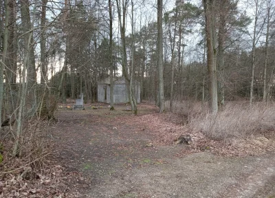 M4rcinS - Cmentarz we wsi Zielone Królewskie k. Suwałk.
#cmentarz #cmentarze #podlask...