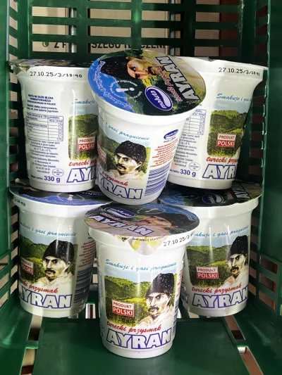 paczelok - Kiedy pusta szklanka naleej ajraaankaa #spiewajzwykopem #ayran #mleczarstw...