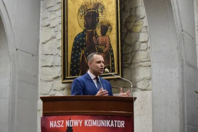 mannoroth - @splinter96: wolę prezydenta na marszu z gejami niż płaszczącego się prze...