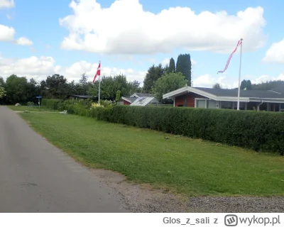 Gloszsali - @szarytkarz: Na co dzień nikt tego z góry nie ogląda, normalny użytkownik...