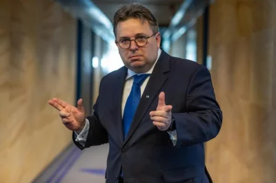 UsmiechnietyAnon - #gielda #pkpcargo
Tak się robi pieniądze moi drodzy ( ͡° ͜ʖ ͡°)