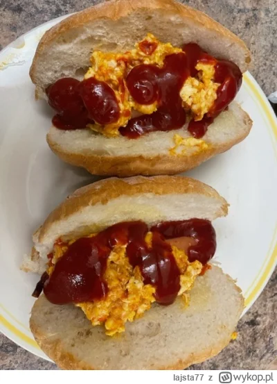 lajsta77 - #gotujzwykopem dzisiaj coś wyjątkowego, #hotdog z jajecznicą ;)