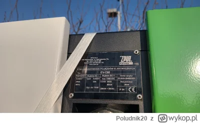 Poludnik20 - To jest tabliczka znamionowa pierwszej ogólnodostępnej stacji ładowania ...
