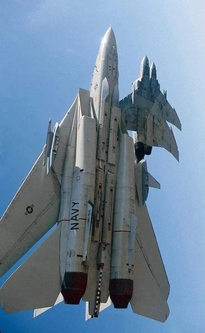 wfyokyga - Nie lubię dodawać za bardzo nowych samolotów, bo pełno fejkow, upiększane ...