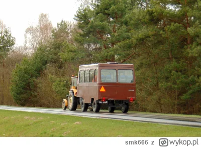 smk666 - >To się zmieniało na przestrzeni kolejnych lat szkoły.
@Wykopaliskasz: 
A tu...
