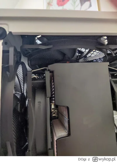 DOgi - #komputery﻿ z tego wentylatora na cpu to chyba lepiej zrezygnować, nie? ???? W...