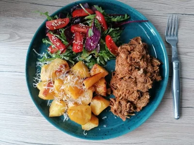 Obsydia - @maniok: może takie warzywa będą ok? Młode liście z pomidorami i sezamem. I...