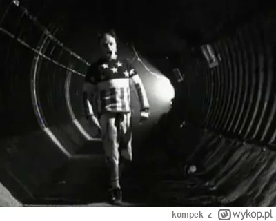 kompek - @Drom: chyba nawet wiem co zagrał na tym werbelku: