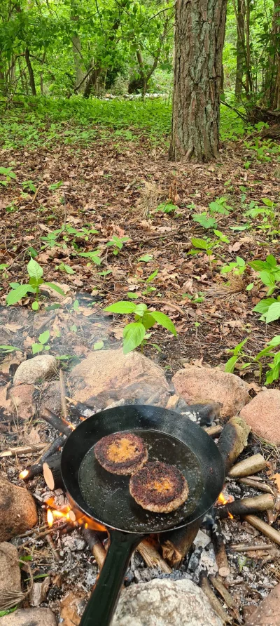 mamabijeatataniezyje - @mlrgwsk: polecam patelnię „cygańską” z Białegostoku. Rozcinas...