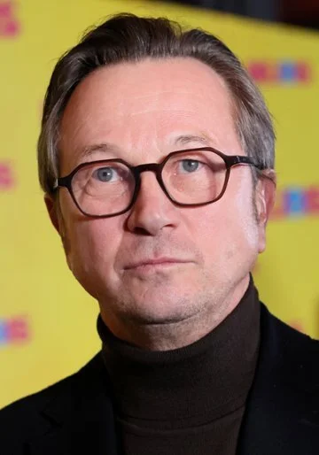 Kalorek - Gary Oldman, aktor mający w sobie pierwiastek zła, perfekcyjnie wciela się ...