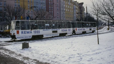 modzelem - #warszawa #polska

Listopad 1998 i reklama sklepu REMA1000