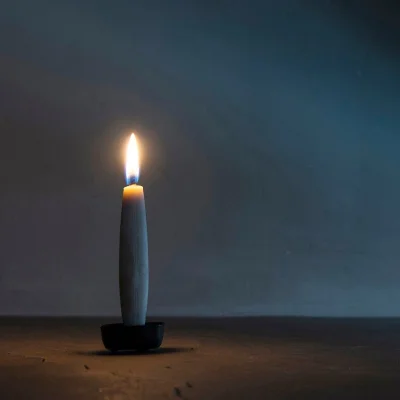 Profesor_Ptak - Abstrahując… jesli ktos mieszka niedaleko…fajnie byłoby zlożyć znicz ...