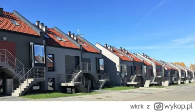 wkrk - >Cały obwarzanek krakowski tak wygląda. Kiedyś budowały się domy, potem przysz...