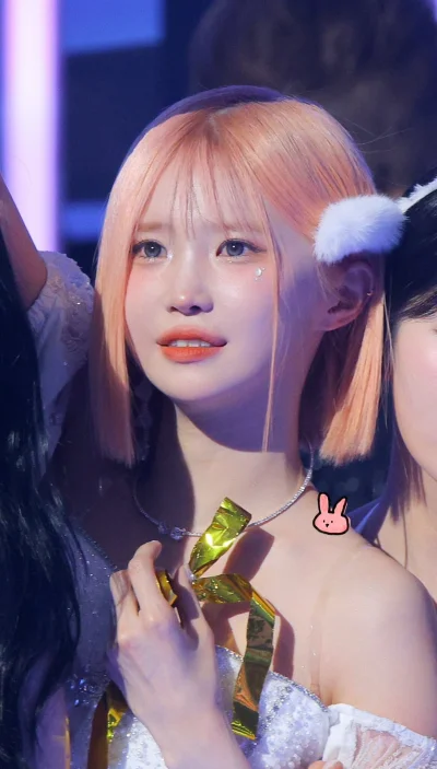 XKHYCCB2dX - #koreanka #hayoung #fromis9